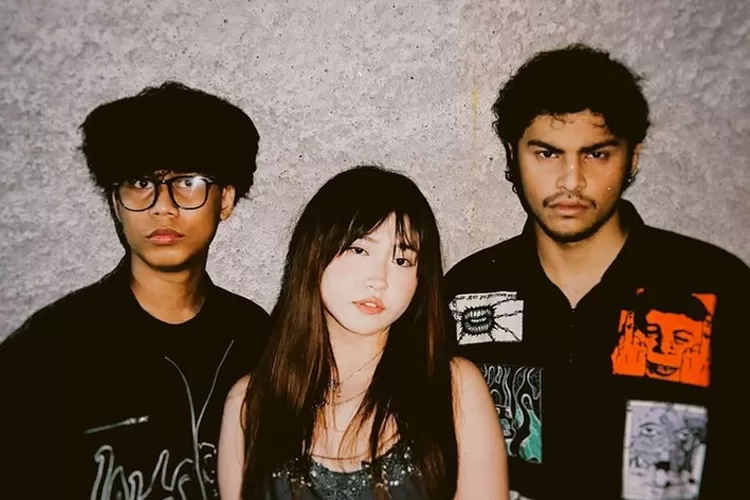 Generasi ‘Playlist Acak’: Gen Z Nggak Punya Genre Favorit, Suka Dangdut Sekarang, Detik Berikutnya Death Metal